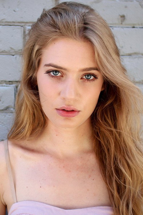 Photo of Clara Pasieka, Acting