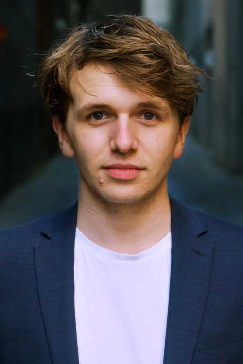 Laurence Boxhall profile