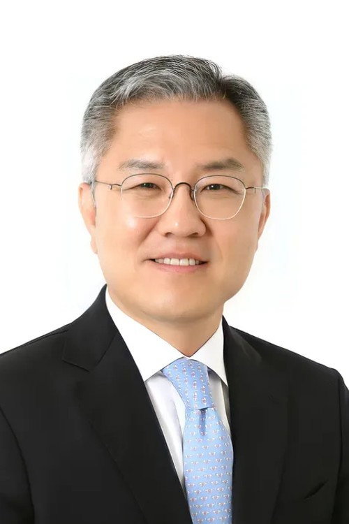 Photo of Choe Kang-wook, Acting