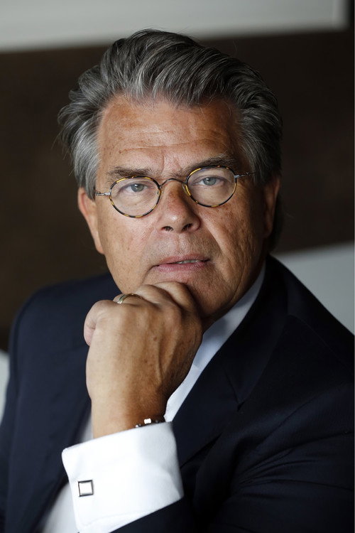 Photo of Emile Ratelband, Acting