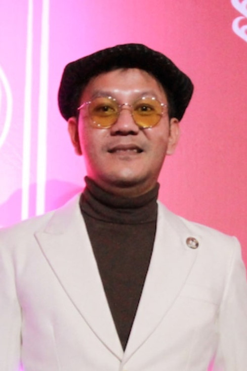 Photo of Tony Merle, Sound