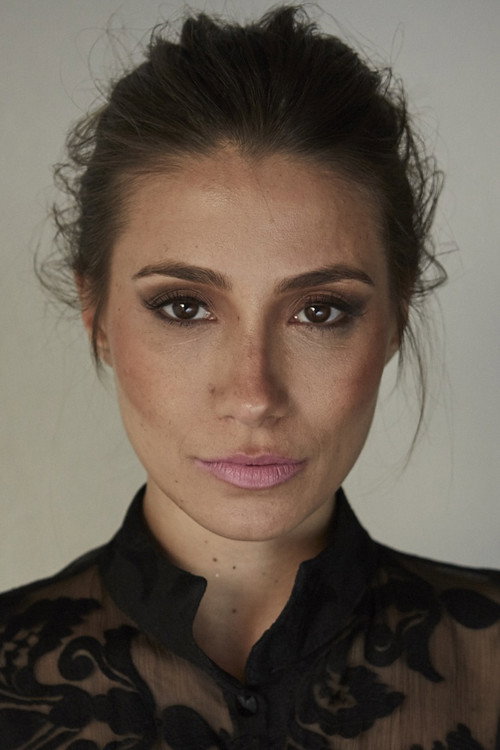 Photo of Nataly Cabanas, Acting