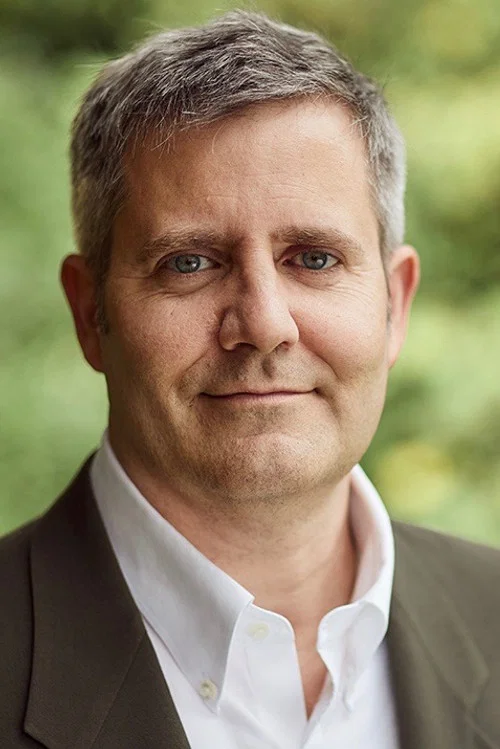 Photo of Philip N. Howard, Acting