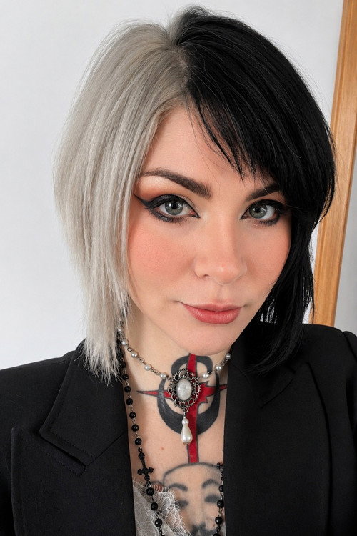 Photo of Lua Morales, Acting