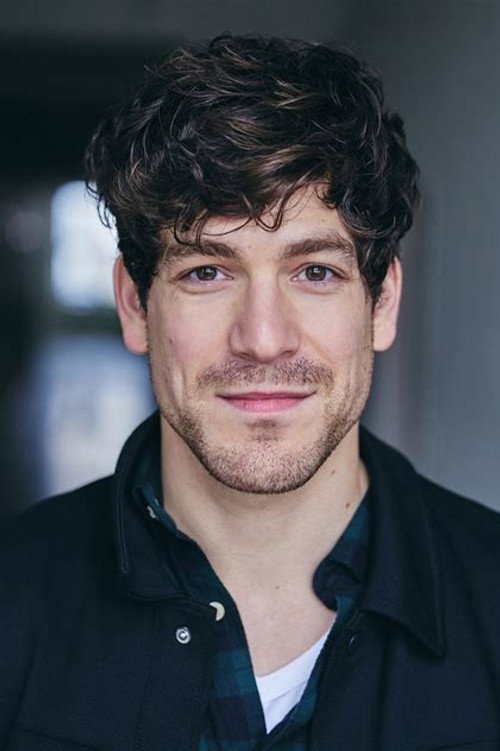 Photo of Jonathan Hutter, Acting