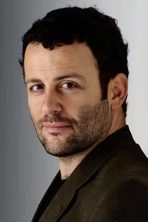 Photo of Erdil Yaşaroğlu, Acting