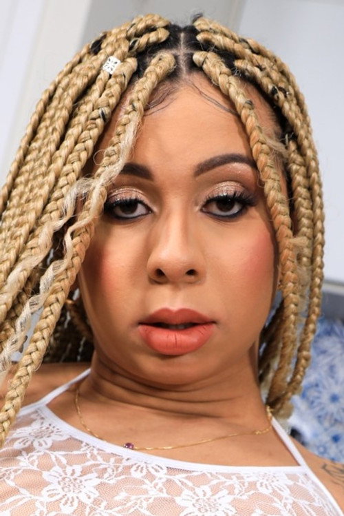 Photo of Larissa Olympio, Acting