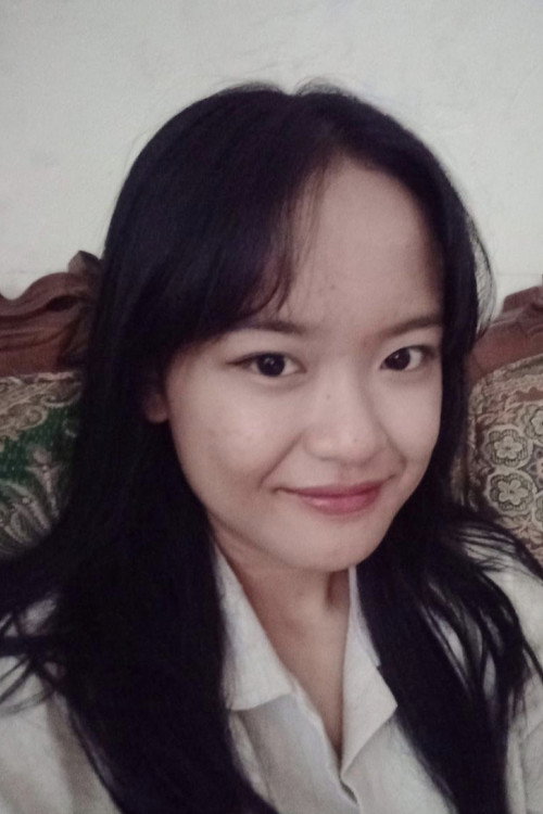 Photo of Nenden Kurnia, Costume & Make-Up