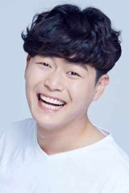 Moon Yoo-seong profile