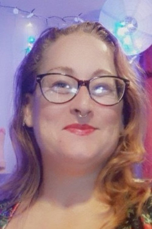 Photo of Dawna Dikengob, Acting