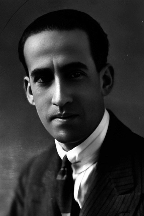 Photo of Luis G. Barreiro, Acting