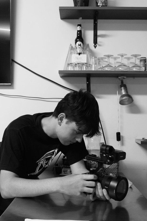 Photo of Arnau García, Camera