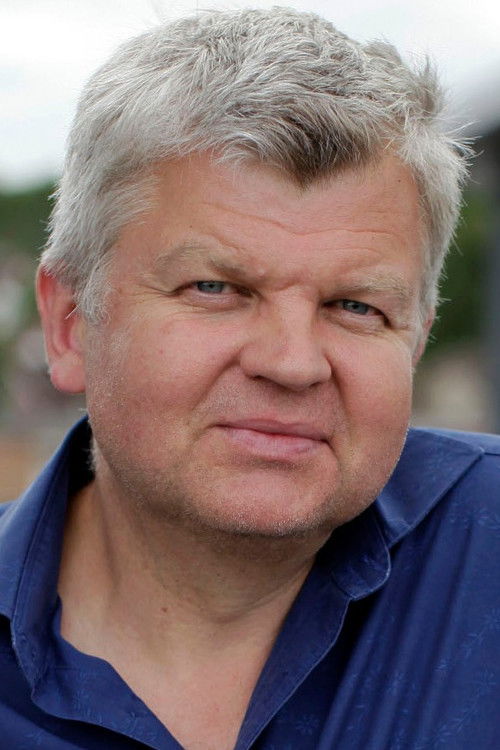 Adrian Chiles profile