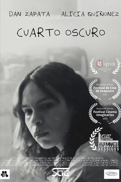 Movie poster for Cuarto oscuro (2022)