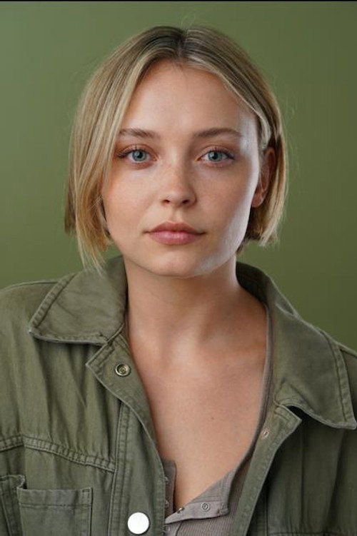 Photo of Leah Grosjean, Acting