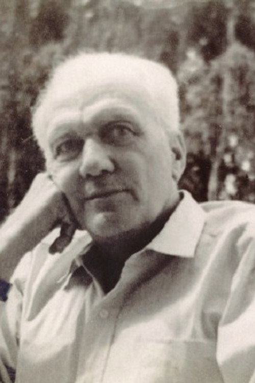 Photo of Yuri Fiedler, Writing