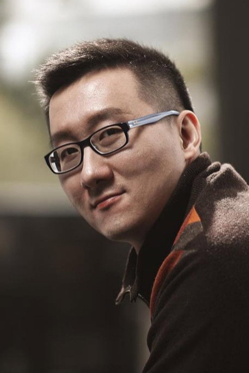 Photo of Zhang Hongyi, Writing