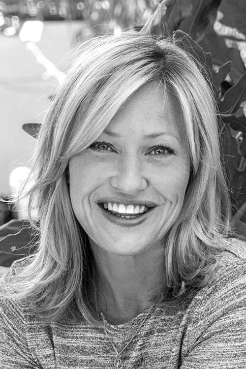 Joey Lauren Adams profile