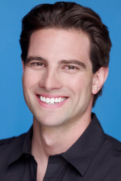 Scott McGillivray profile