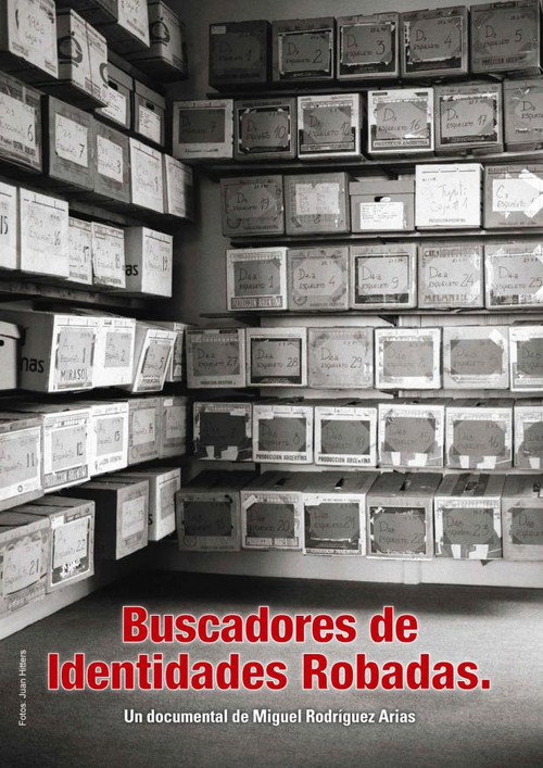 Movie poster for Buscadores de identidades robadas (2013)