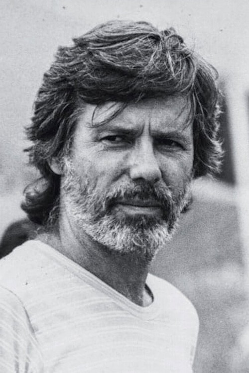 Roberto Farias profile