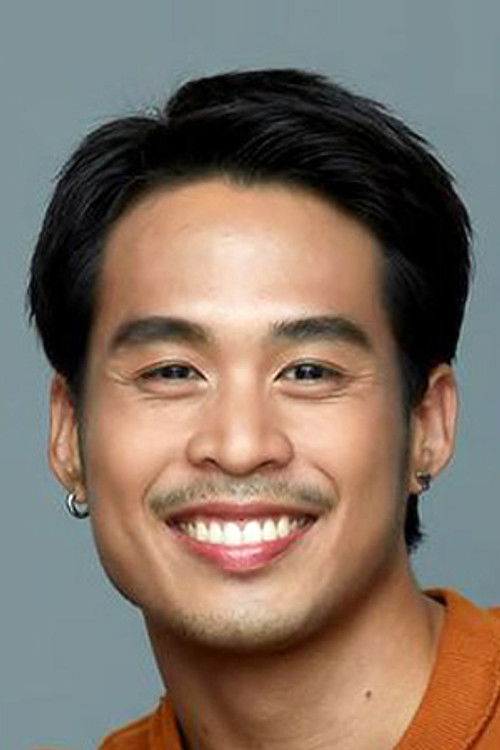 Pinya Chookamsri profile