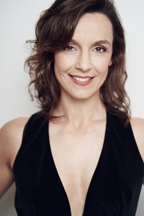 Carla Maciel profile