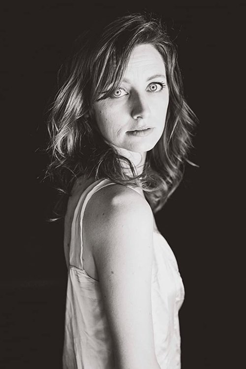 Shannon Collis profile