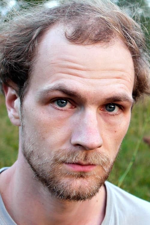 Robert Gwisdek profile