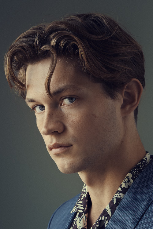 Damian Hardung profile