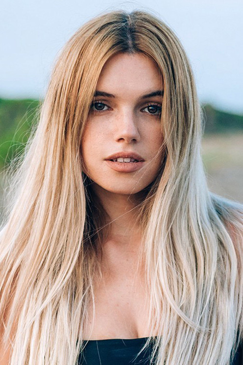 Julianne Binard profile