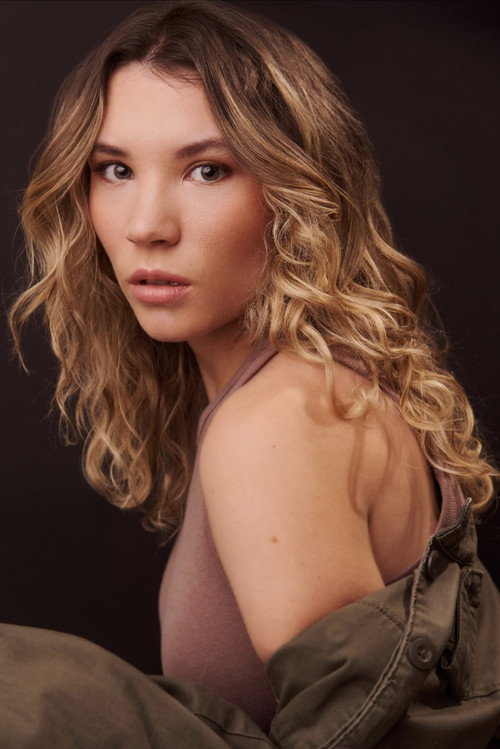 Photo of Avery Dixon, Acting