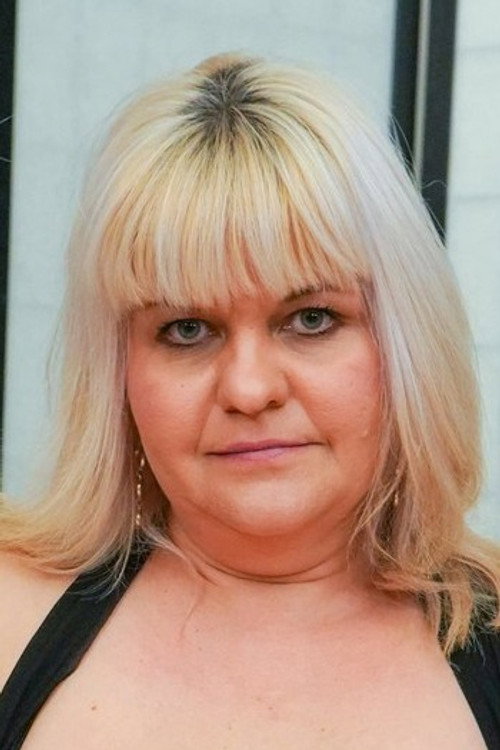 Photo of Victoria Vali, Acting