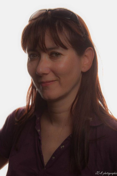 Photo of Elissa Houles, Acting