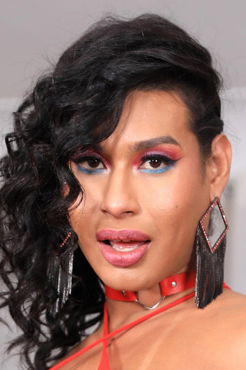 Photo of Evelliny Moura, Acting
