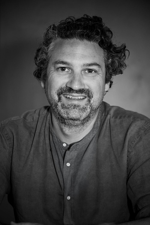 Photo of Mo Stoebe, Editing