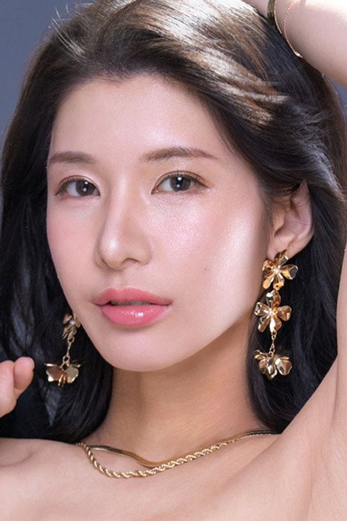 Photo of 東雲つばき, Acting