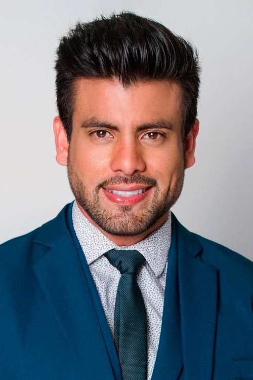 Photo of Efraín Ruales, Acting