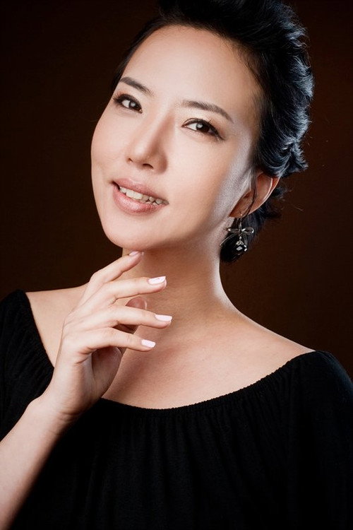 Photo of Hong Joo-hee, Acting
