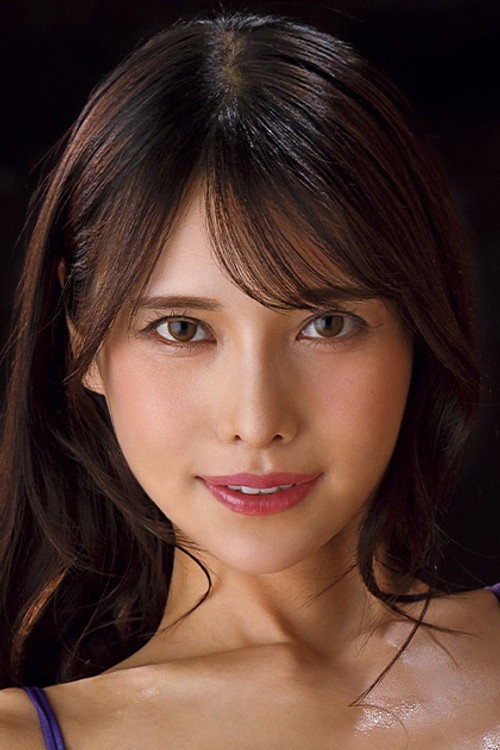 Photo of Tsubaki Hanai, Acting