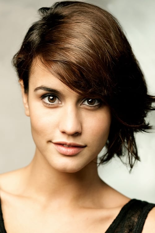 Megan Montaner profile