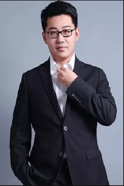 Photo of Shi Minghua, Writing