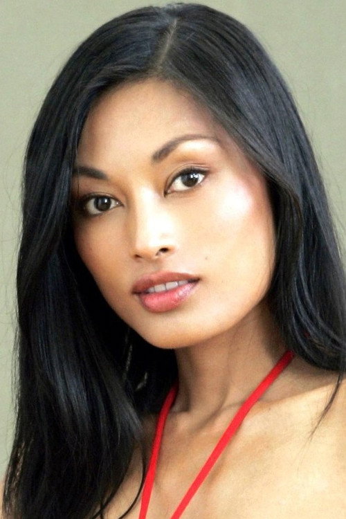 Photo of Kira Clavell, Acting