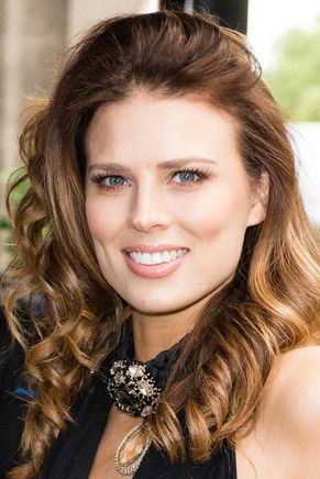 Photo of Twinnie Lee Moore, Acting