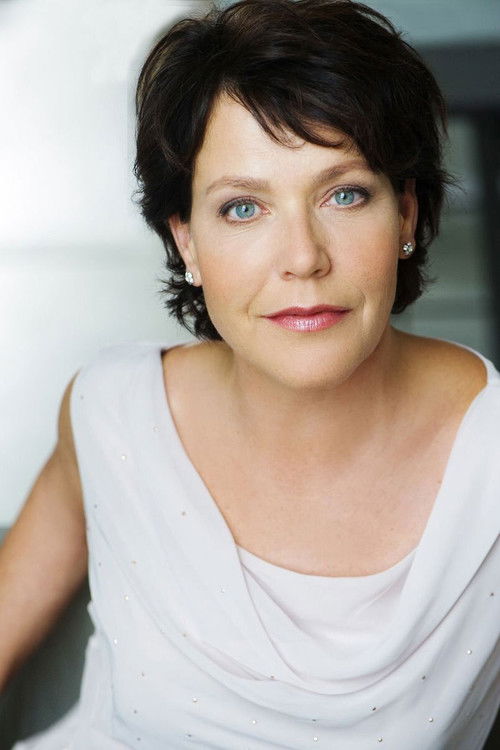 Janina Hartwig profile