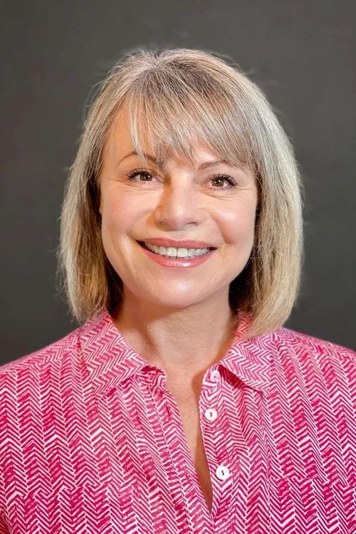 Hanli Rolfes profile