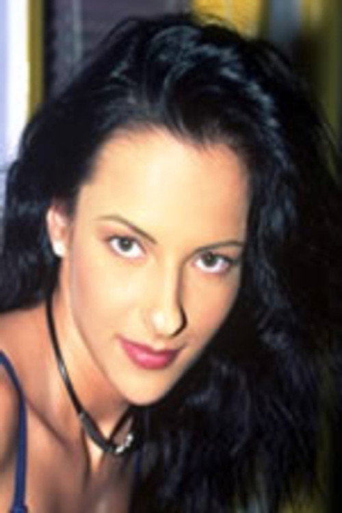 Photo of Erica Tchern, Acting