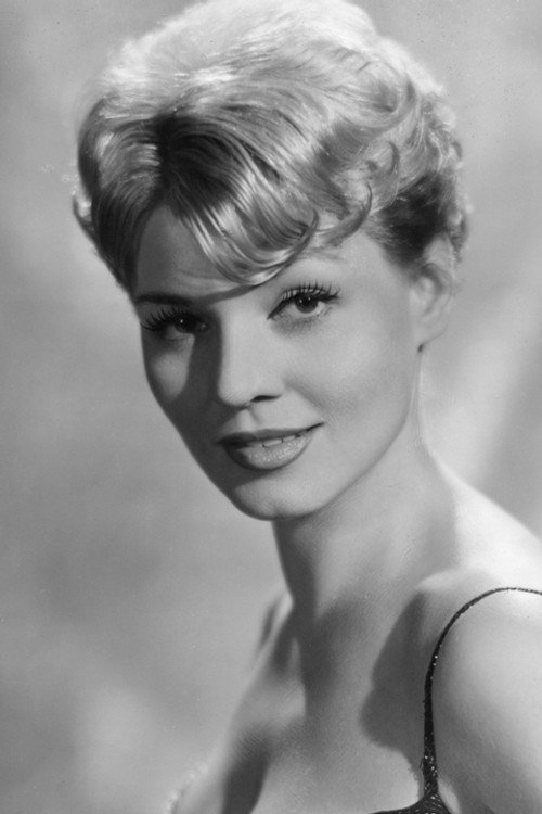 Photo of Tania Velia, Acting