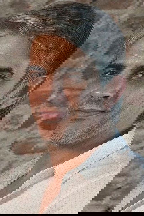 Pablo Echarri profile