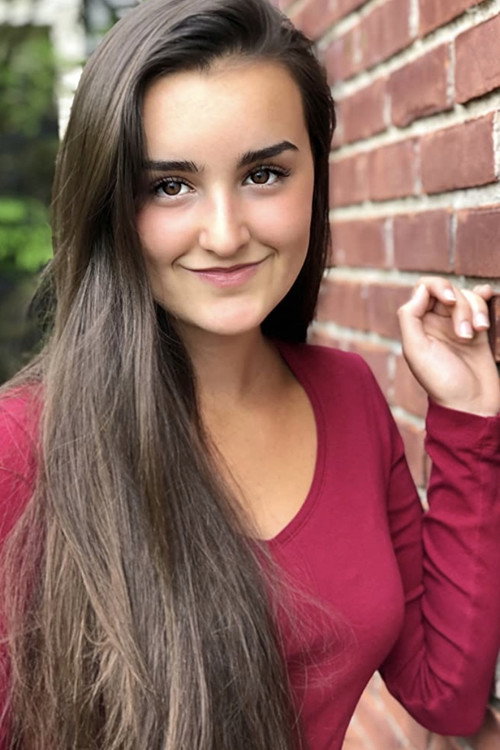 Photo of Lily Peterson, Acting
